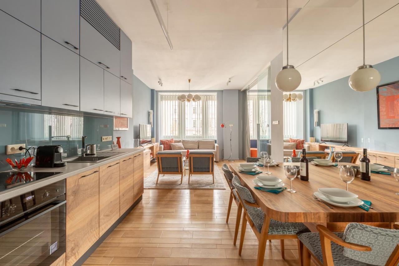 Appartement Bauhaus Luxury 2-bedroom In The Absolute Center Boedapest