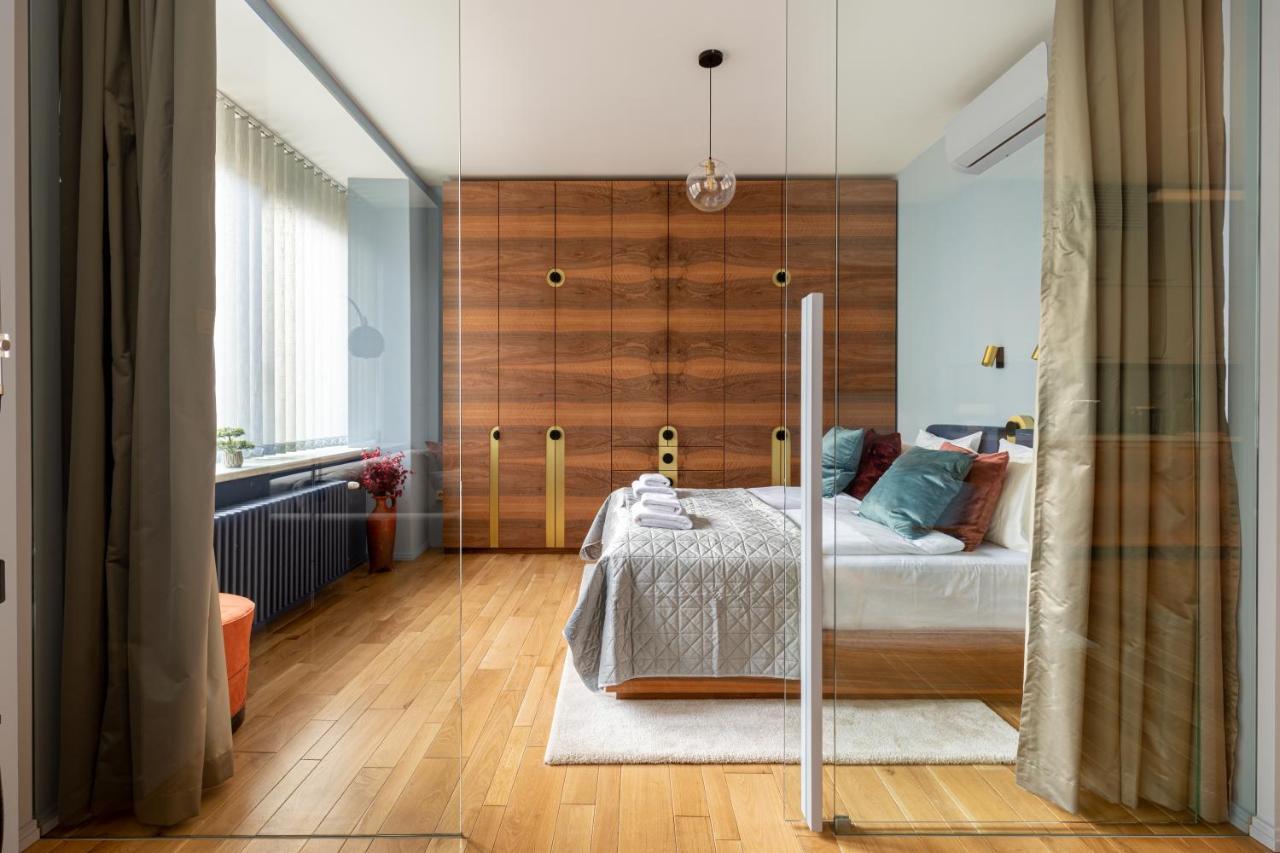 Bauhaus Luxury 2-bedroom In The Absolute Center * Boedapest